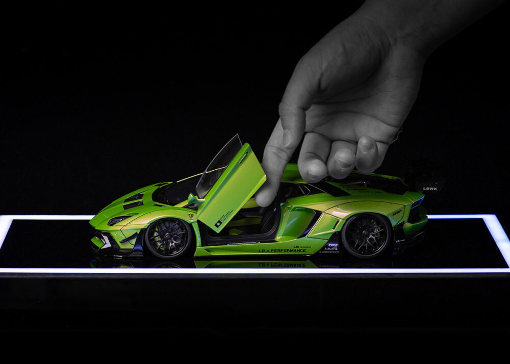 Koenigsegg Sports Car Model - Exquisite Craftsmanship, High - Fidelity Replica (Copy) - Image 4